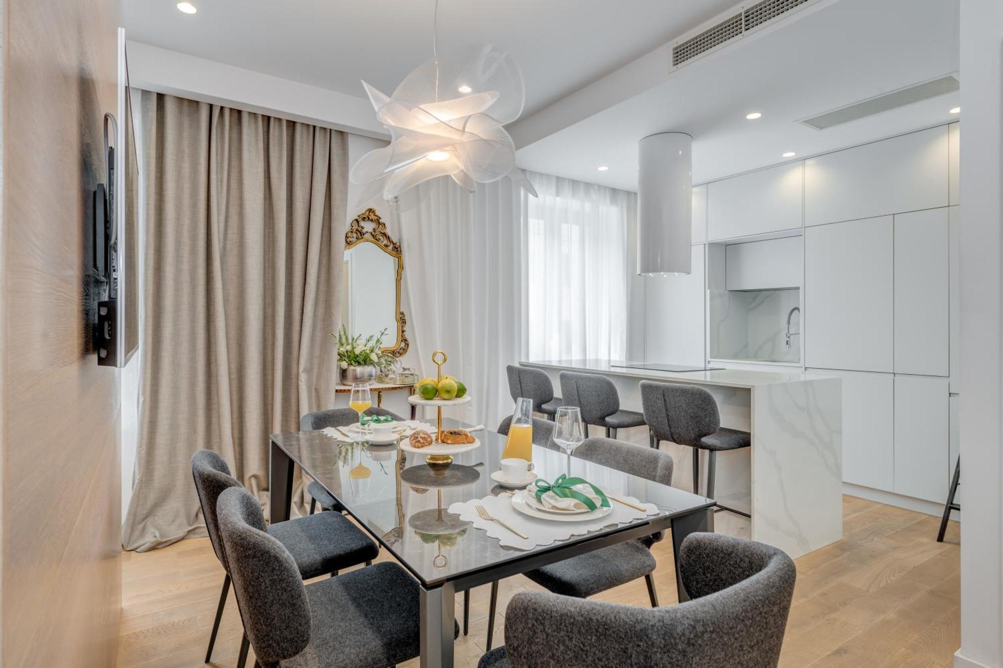 Top Location! Spacious Lux Apartment -5 Min From Beach & Centre Сплит Экстерьер фото
