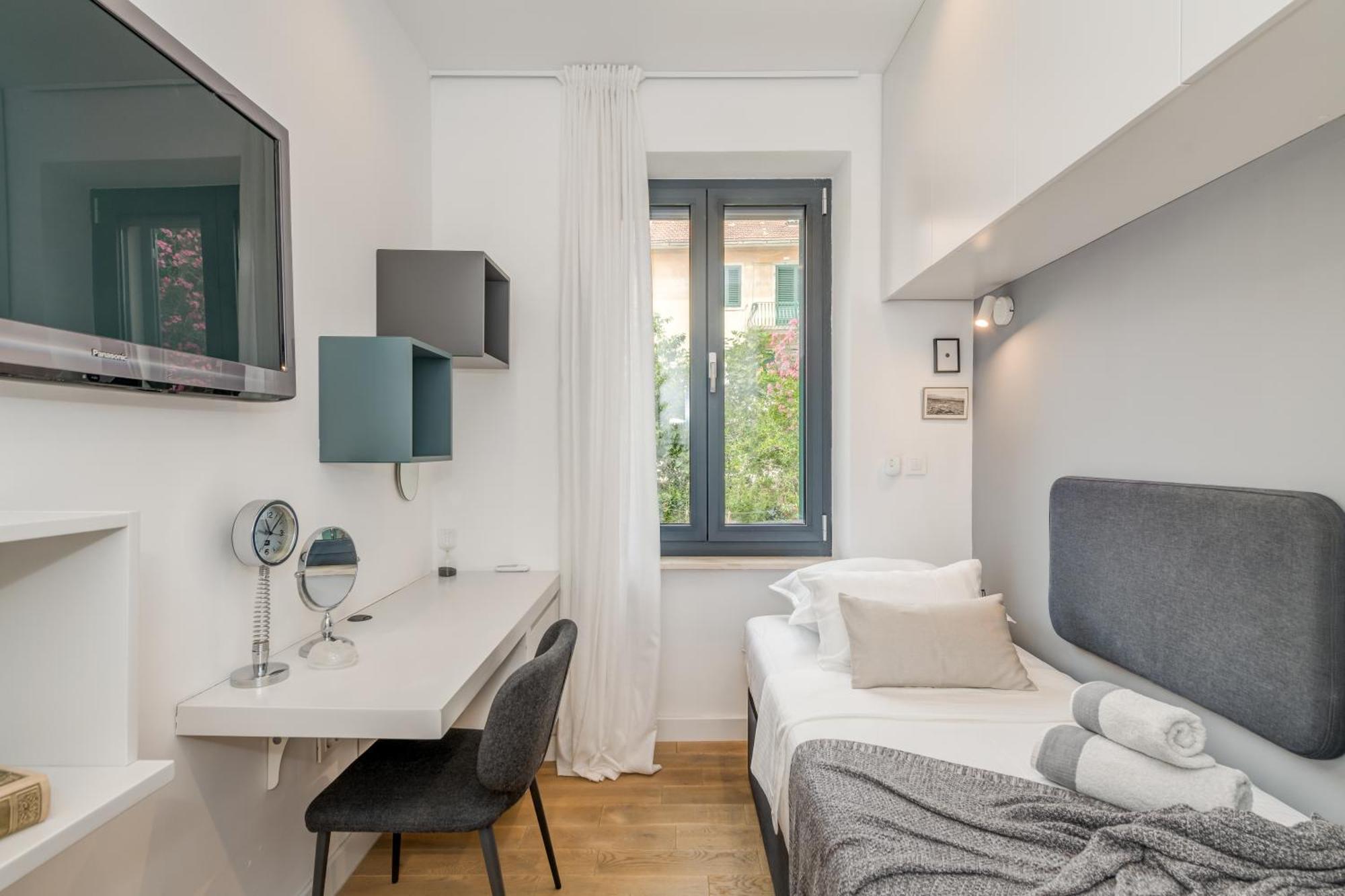 Top Location! Spacious Lux Apartment -5 Min From Beach & Centre Сплит Экстерьер фото
